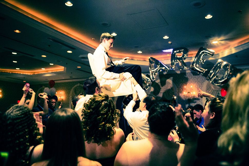 What is Bar Mitzvah Definition & its Meaning?